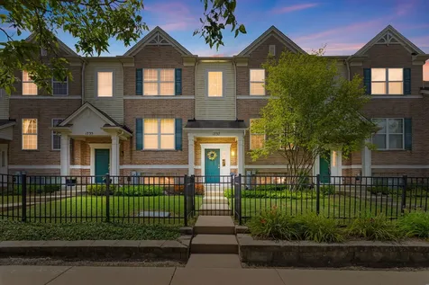 1737 Maple Avenue Hanover Park IL 60133