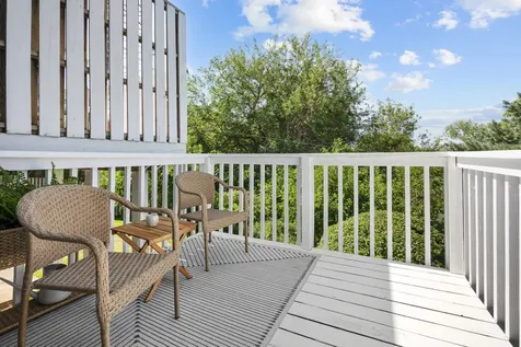 1002 Castleshire Drive Woodstock IL 60098