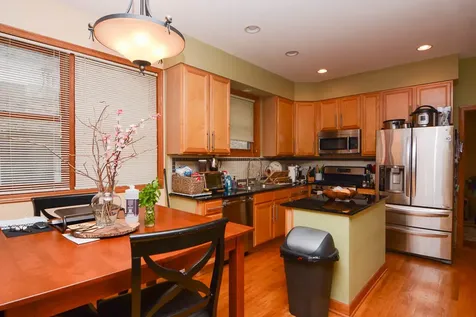 1720 West Augusta Avenue Chicago IL 60622