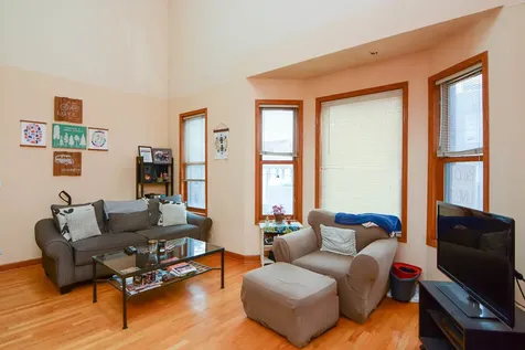 1720 West Augusta Avenue Chicago IL 60622