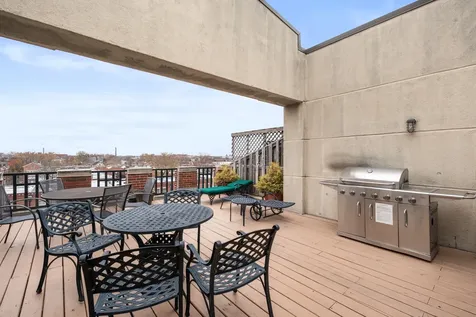 2600 North Southport Avenue Chicago IL 60614