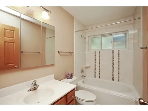 257 Vista Road Lake Zurich IL 60047