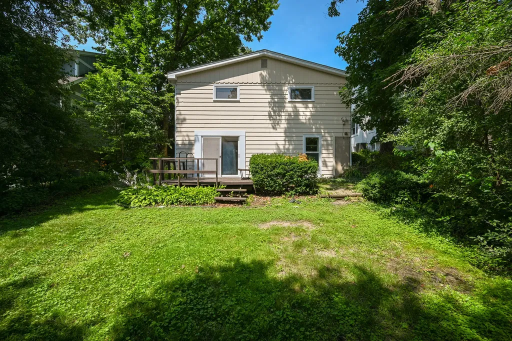 673 North Park Boulevard Glen Ellyn IL 60137