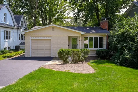 673 North Park Boulevard Glen Ellyn IL 60137