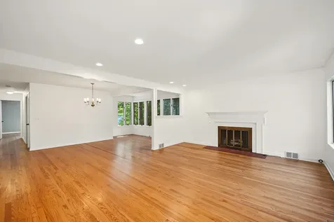 673 North Park Boulevard Glen Ellyn IL 60137
