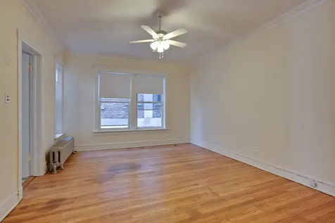 5121 South Kenwood Avenue Chicago IL 60615