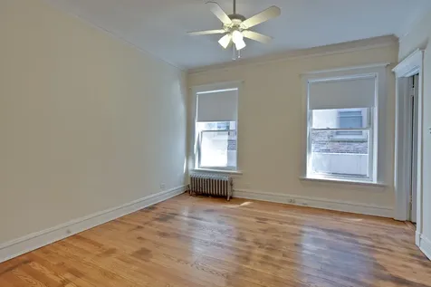 5121 South Kenwood Avenue Chicago IL 60615