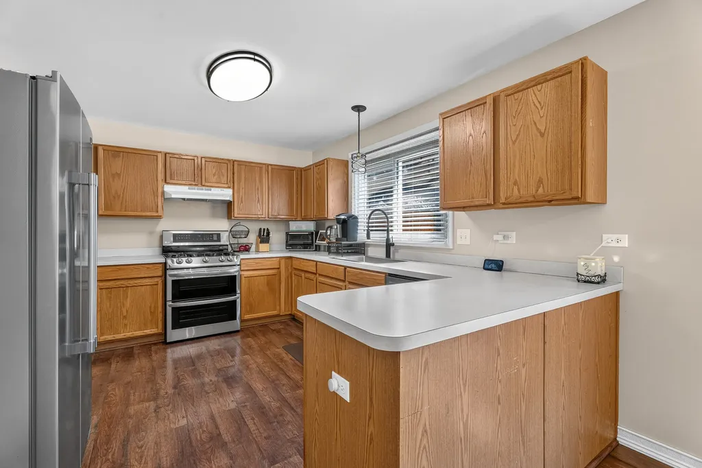 2008 Olde Mill Road Plainfield IL 60586