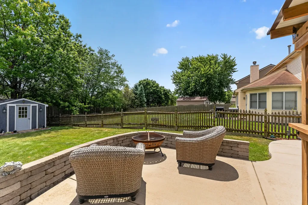 2008 Olde Mill Road Plainfield IL 60586