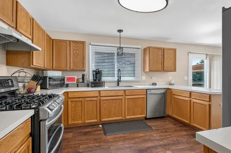 2008 Olde Mill Road Plainfield IL 60586