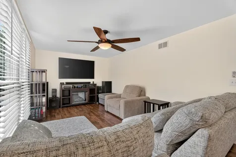 2008 Olde Mill Road Plainfield IL 60586