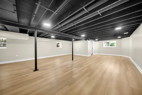 3052 North Major Avenue Chicago IL 60634