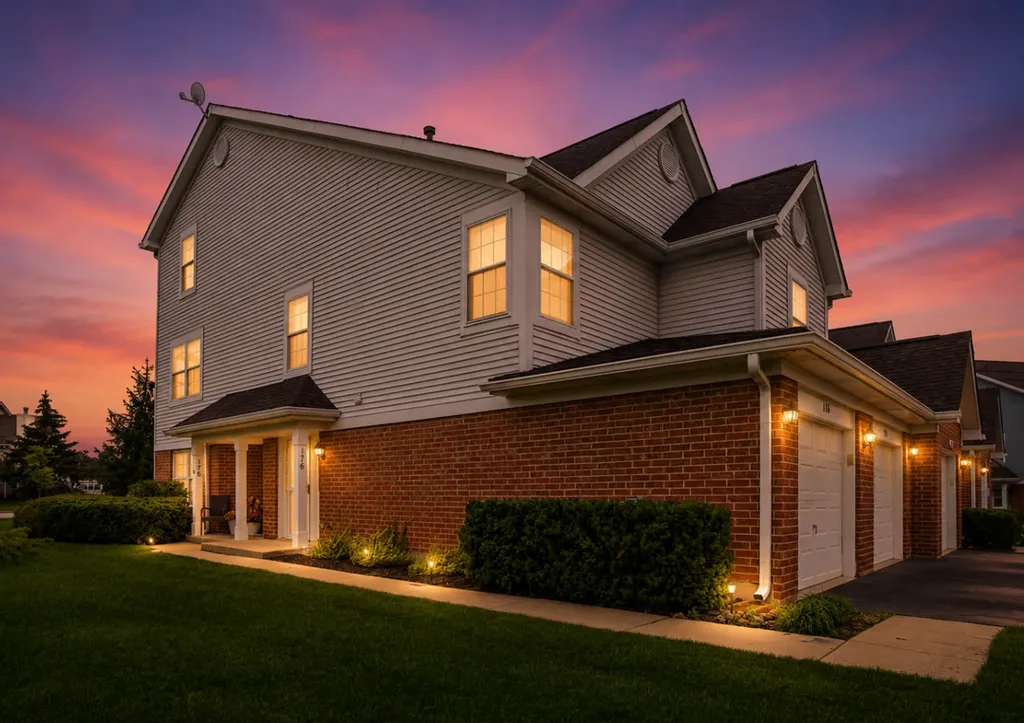 176 Birmingham Court Roselle IL 60172