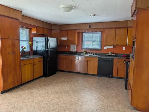 325 North 2nd Avenue Coal City IL 60416
