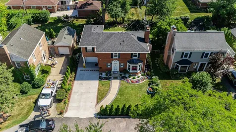 907 East Central Road Mount Prospect IL 60056