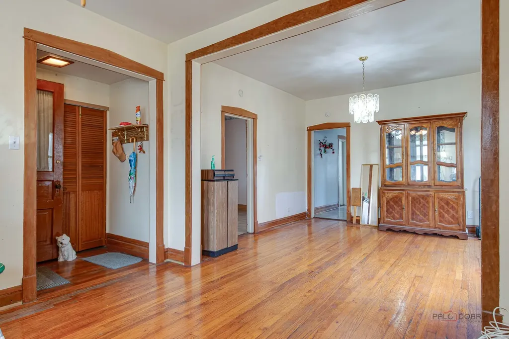 2051 North Kilbourn Avenue Chicago IL 60639