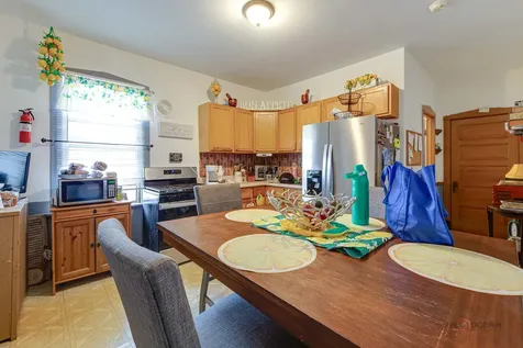 2051 North Kilbourn Avenue Chicago IL 60639