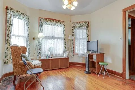 2051 North Kilbourn Avenue Chicago IL 60639