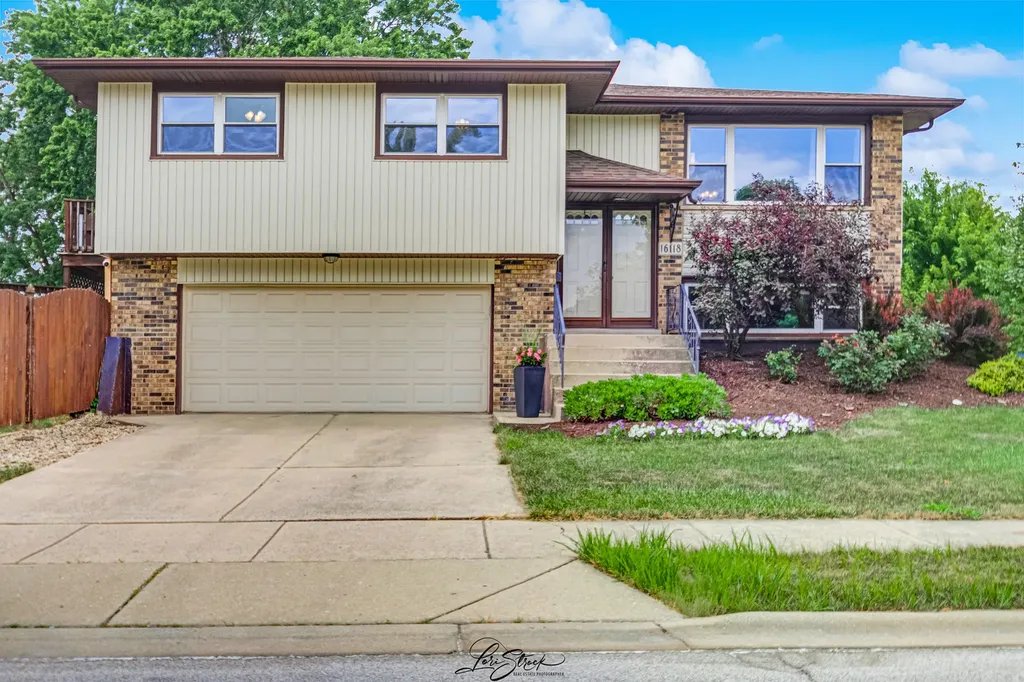 16118 76TH Avenue Tinley Park IL 60477