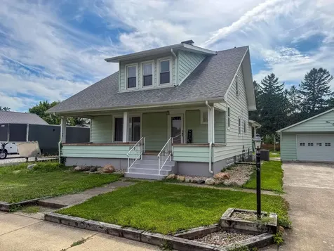 506 North Webster Street Catlin IL 61817