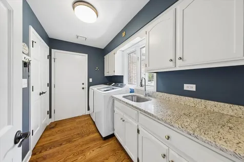 10 Tartan Ridge Road Burr Ridge IL 60527