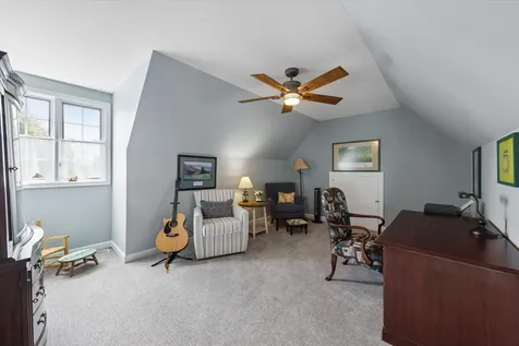 10 Tartan Ridge Road Burr Ridge IL 60527