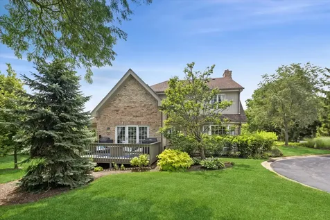 10 Tartan Ridge Road Burr Ridge IL 60527