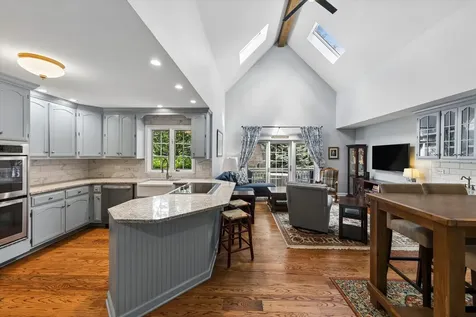 10 Tartan Ridge Road Burr Ridge IL 60527
