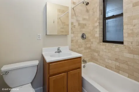 3513 North Racine Avenue Chicago IL 60657