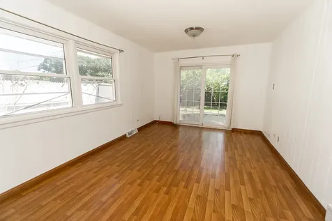 1185 Seymour Avenue Des Plaines IL 60016