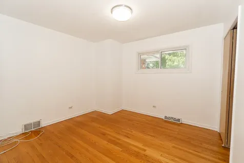 1185 Seymour Avenue Des Plaines IL 60016