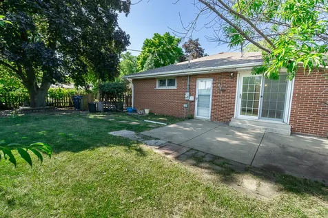 1185 Seymour Avenue Des Plaines IL 60016