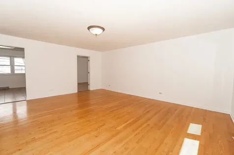 1185 Seymour Avenue Des Plaines IL 60016