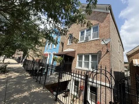 2012 West 21st Place Chicago IL 60608