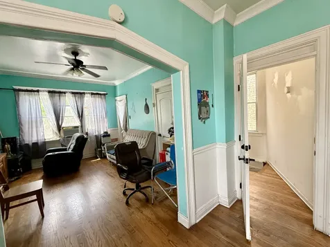 2012 West 21st Place Chicago IL 60608