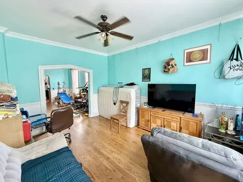 2012 West 21st Place Chicago IL 60608