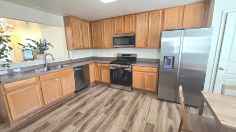 484 Belvedere Lane Aurora IL 60502