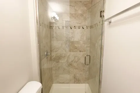2021 Berkshire Circle Carpentersville IL 60110