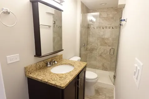 2021 Berkshire Circle Carpentersville IL 60110