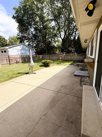 7508 Wooded Shore Drive Wonder Lake IL 60097