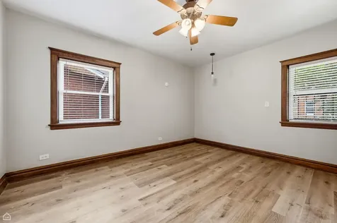 7325 South Euclid Avenue Chicago IL 60649