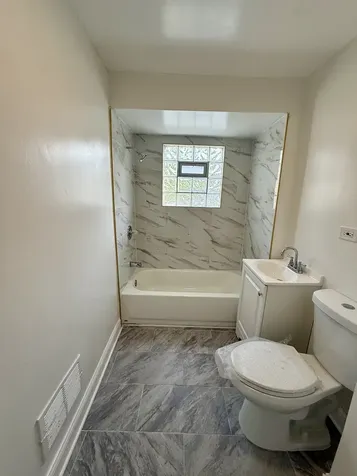 8518 South Muskegon Avenue Chicago IL 60617