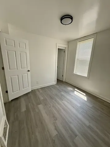 8518 South Muskegon Avenue Chicago IL 60617