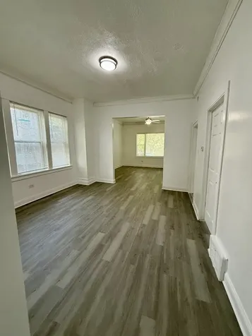 8518 South Muskegon Avenue Chicago IL 60617
