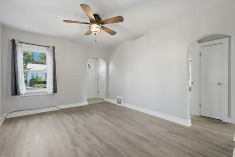 2618 38TH Avenue Moline IL 61265