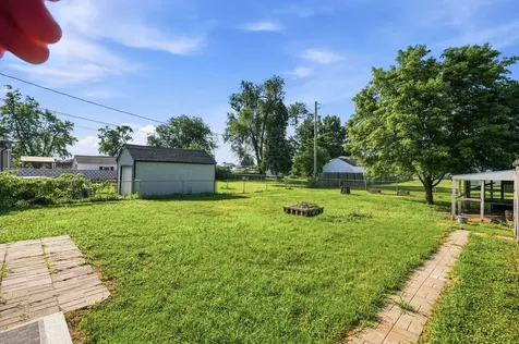 2618 38TH Avenue Moline IL 61265