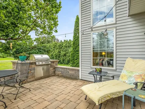 2808 Stinson Street Poplar Grove IL 61065