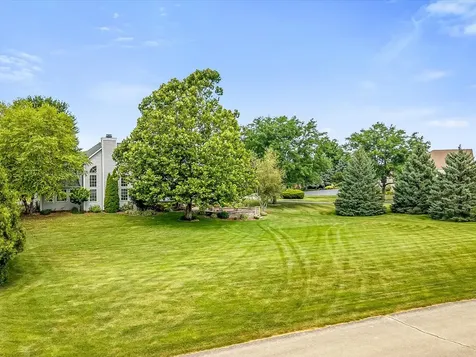 2808 Stinson Street Poplar Grove IL 61065