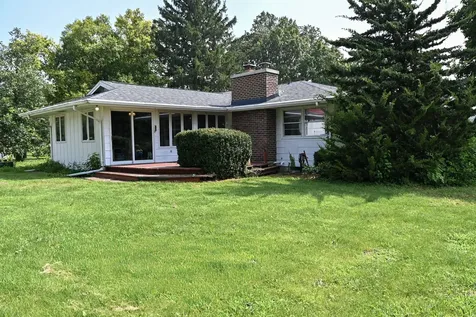 621 South Oakwood Street Oakwood IL 61858