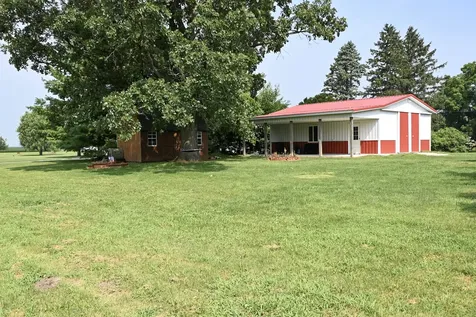 621 South Oakwood Street Oakwood IL 61858